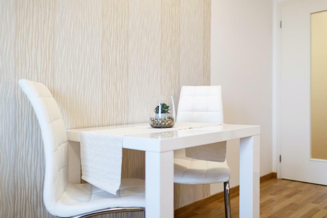 Golden Apartments Rezidence Nova Karolina Ostrava Extérieur photo