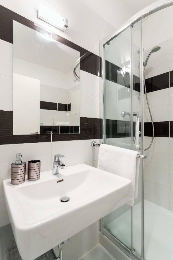Golden Apartments Rezidence Nova Karolina Ostrava Extérieur photo