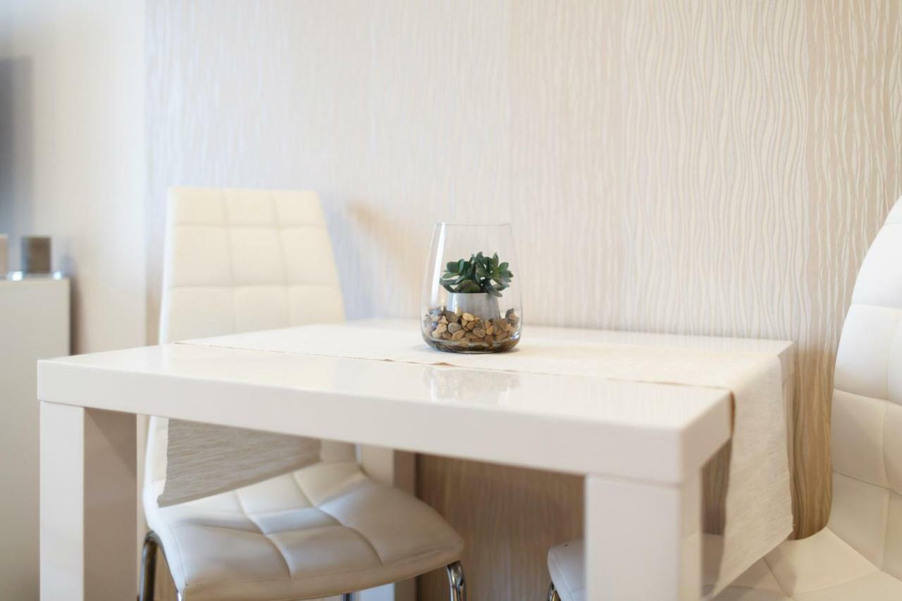 Golden Apartments Rezidence Nova Karolina Ostrava Extérieur photo